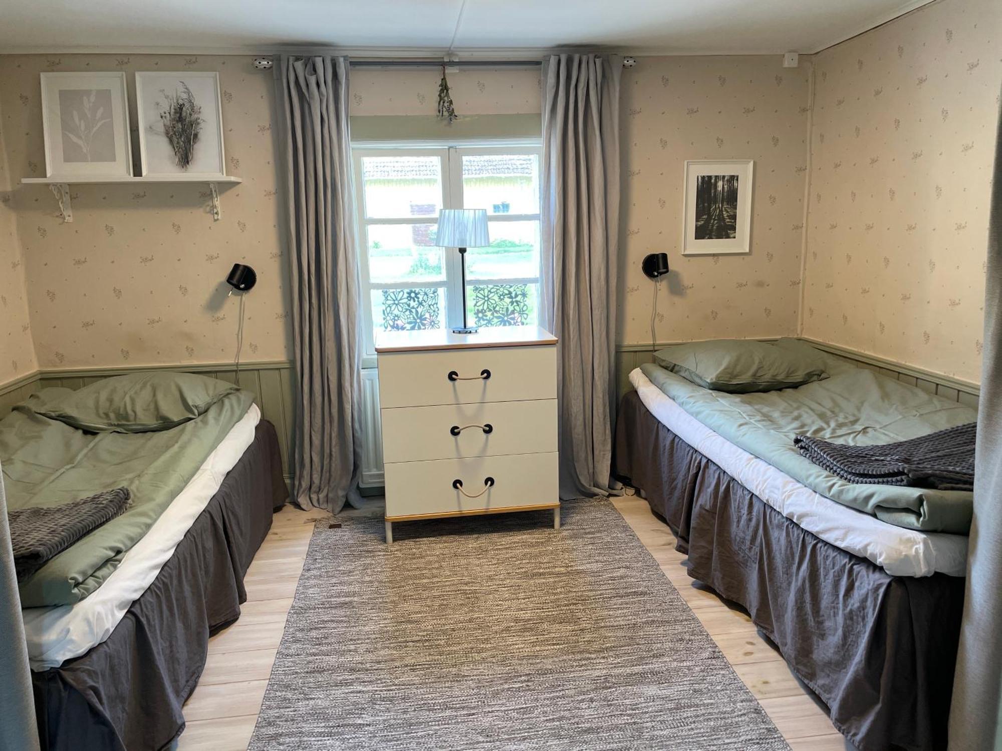 Trevligt Eget Hus Med Kakelugn I Lantlig Miljoe Ferienhaus